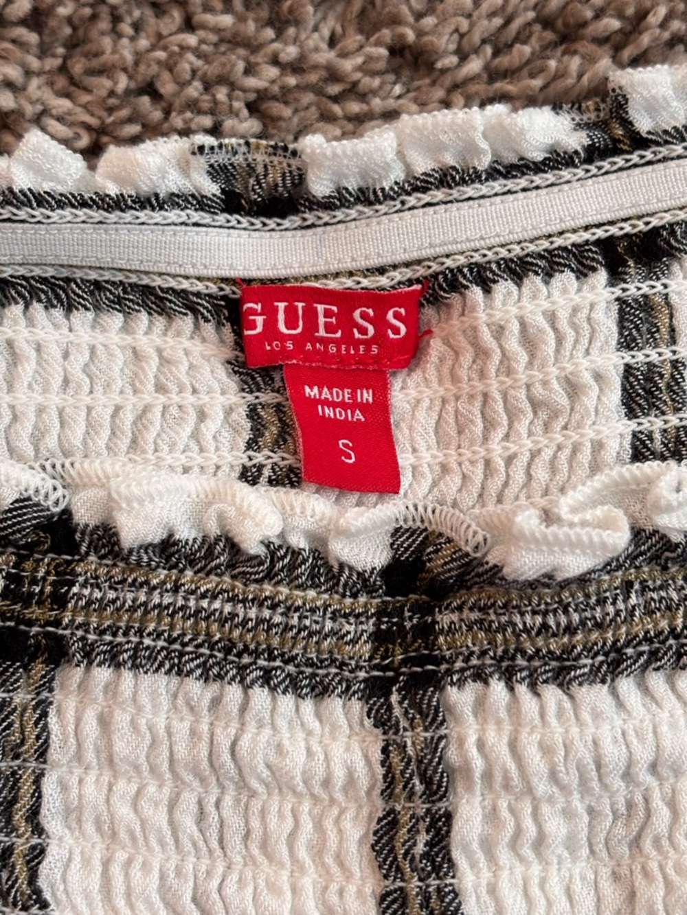 GUESS Plaid Smocked Crop Top – Size Small - Picture 5 of 7